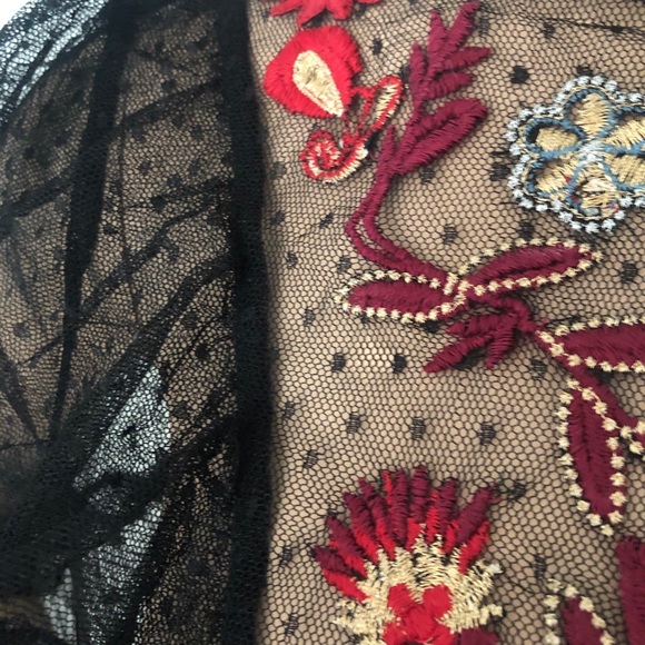 Guess Sheer Black Mesh Top w Floral Embroidery - Picture 4 of 9
